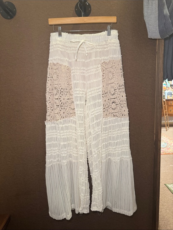 POL Pants - POL White Wide-Leg Crochet Panel Pants with Cream Insets